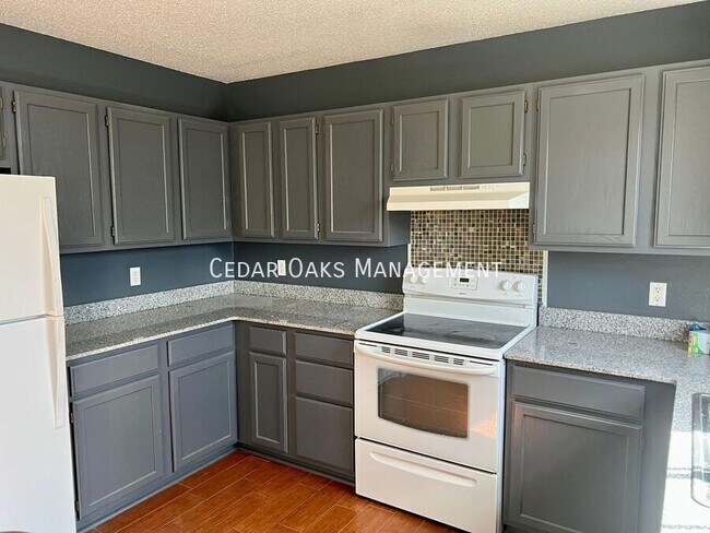 Foto del edificio - 503 Amy Ave