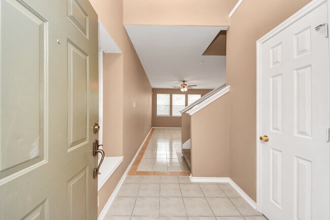 Building Photo - 6019 Pennworth Ln