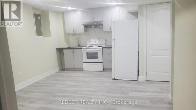 Building Photo - 41 Spotted Owl Crescent