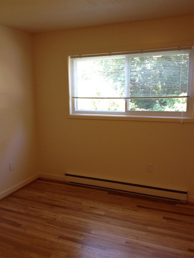 Foto del edificio - 733-722 Progress St NE