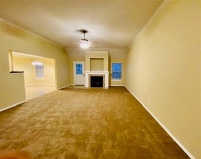 Building Photo - 243 Hunter Allen Dr