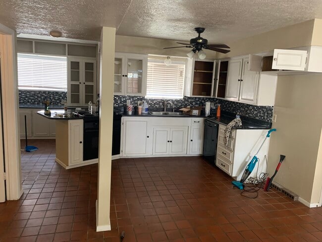 Foto del edificio - 1010 Memphis Dr