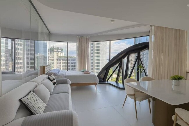 Building Photo - 1033 Nelson St