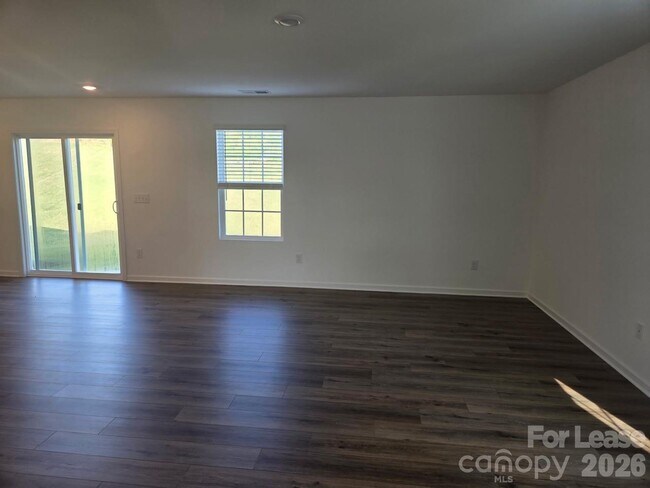 Building Photo - 712 Espresso Dr