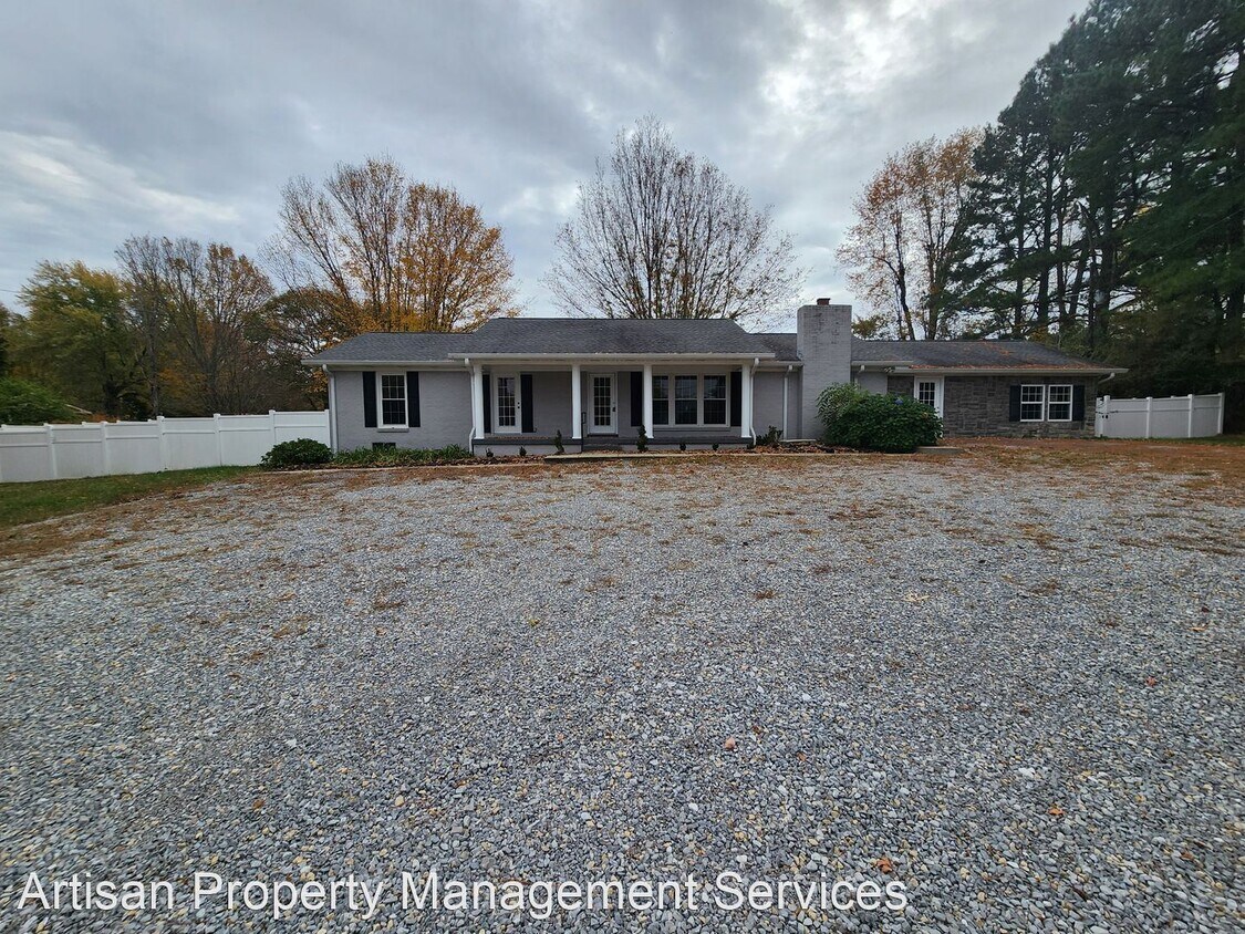 Primary Photo - 3 br, 2.5 bath House - 5700 Highway 100