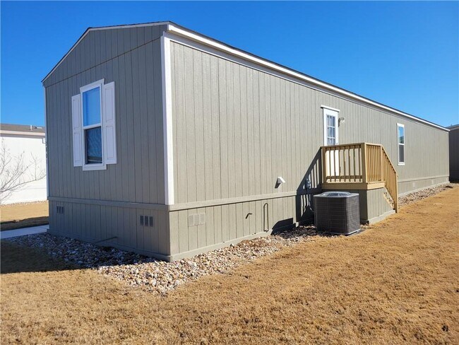 Building Photo - 2801 Halite Bend
