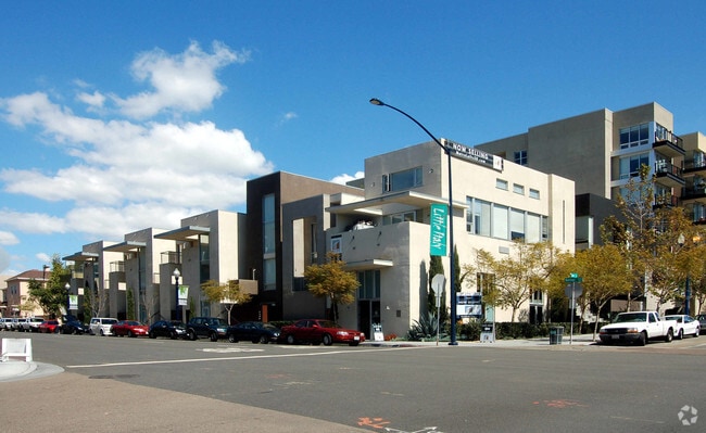 Building Photo - Lusso Lofts