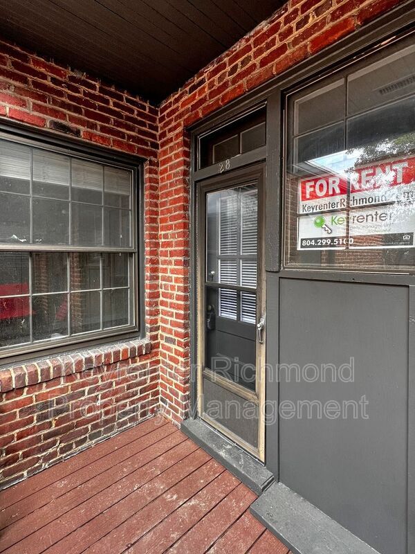 Building Photo - 210 N Stafford Ave