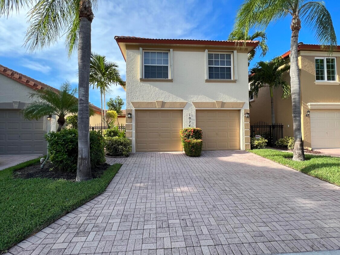 1074 Via Jardin Palm Beach Gardens Fl 3... - 1074  Via Jardin   Palm Beach Gardens Fl 3...