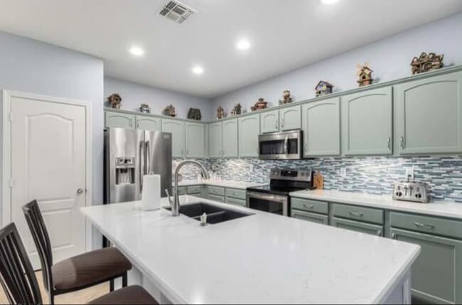 Foto del edificio - 4274 E Alamo St