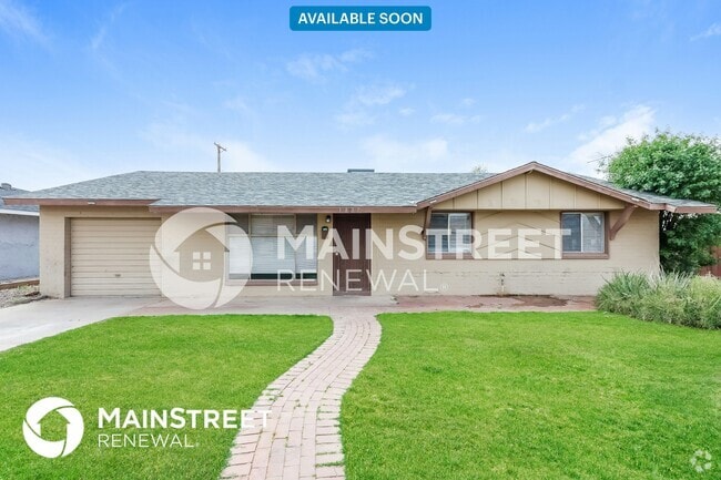 Building Photo - 3807 W Solar Dr