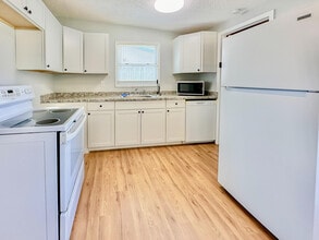 Building Photo - 12006 105th St