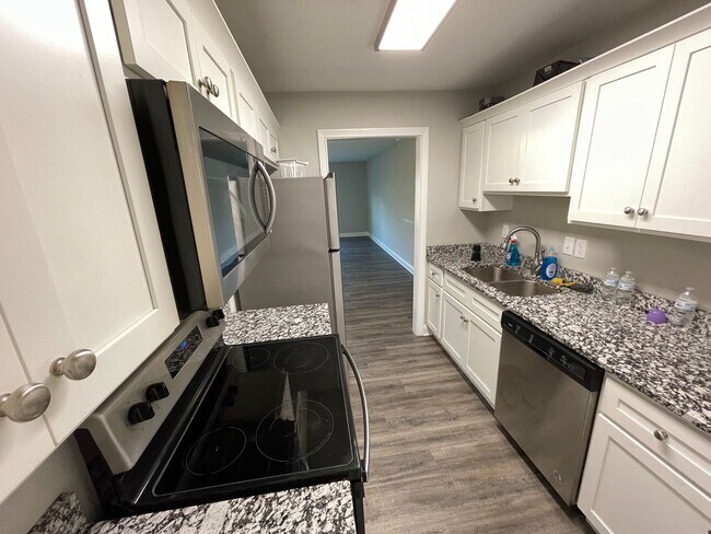 Foto del edificio - Perfect Condo Home For Lease