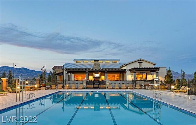 Foto del edificio - BEAUTIFUL HOME IN SKYE CANYON IN GATED COM...
