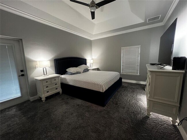 Foto del edificio - 250 SW 145th Dr
