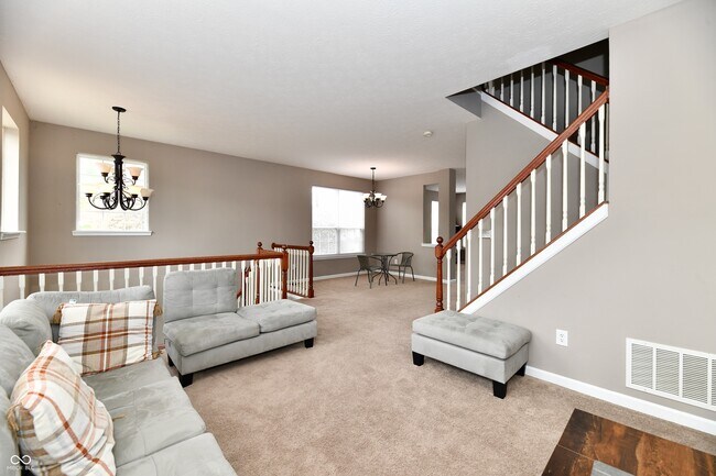 Building Photo - 1135 Cavendish Dr