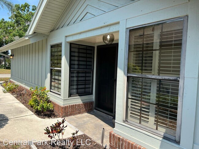 Building Photo - 3 br, 2 bath House - 7841 Pine Trace Dr