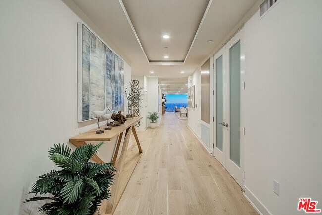 Foto del edificio - 17325 Castellammare Dr