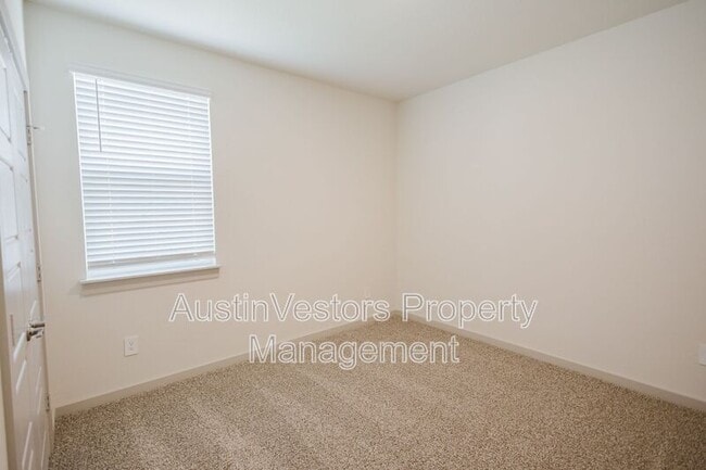 Building Photo - 413 Millbrook Blvd