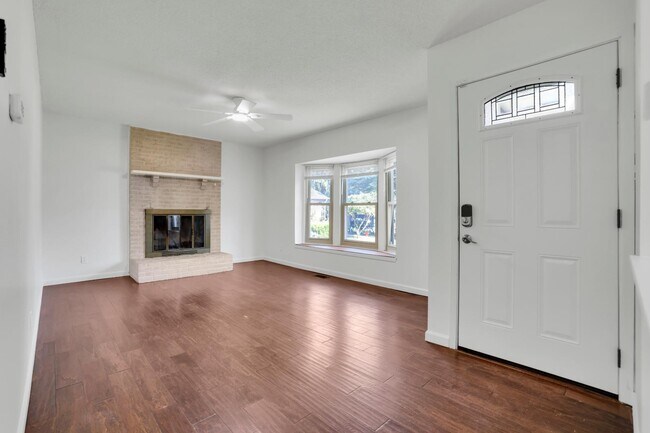Building Photo - 3446 Bufford Ct