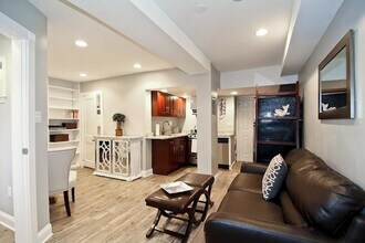 Building Photo - 1800 19th St NW