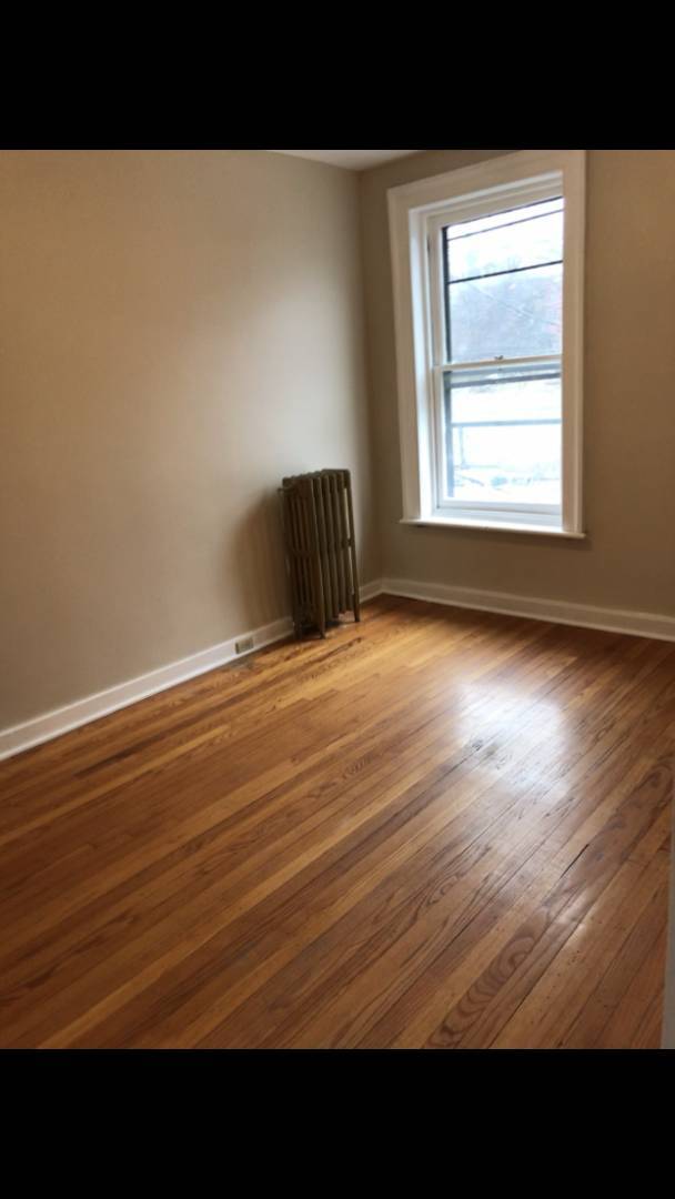 Building Photo - 73 Ten Broeck St