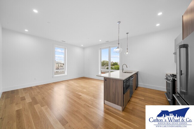 Foto del edificio - 218 Old Colony Ave