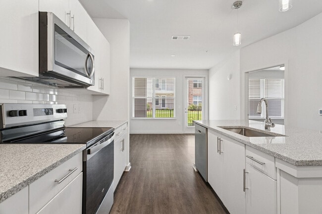 Interior Photo - Ascend at Carlton