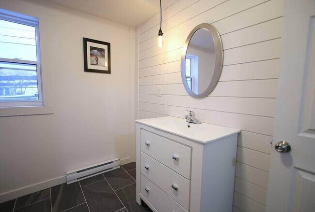 Photo du bâtiment - 8 Charlton St