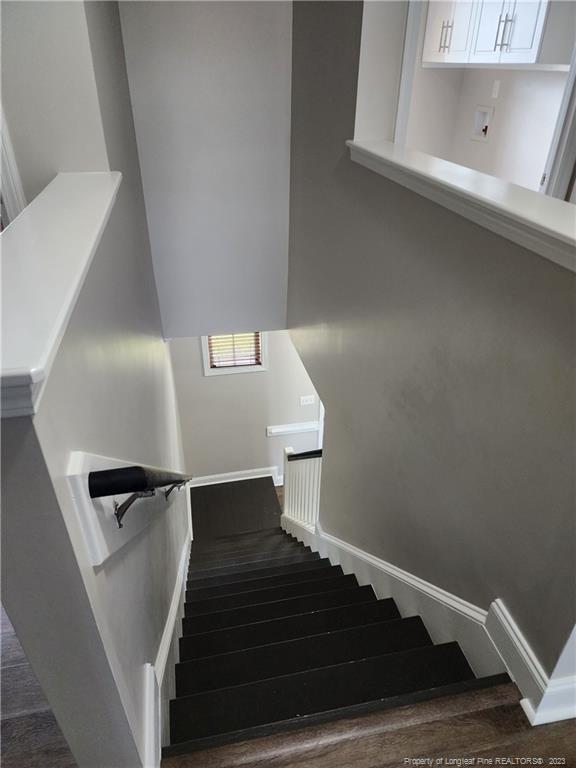Building Photo - 471 Century Dr