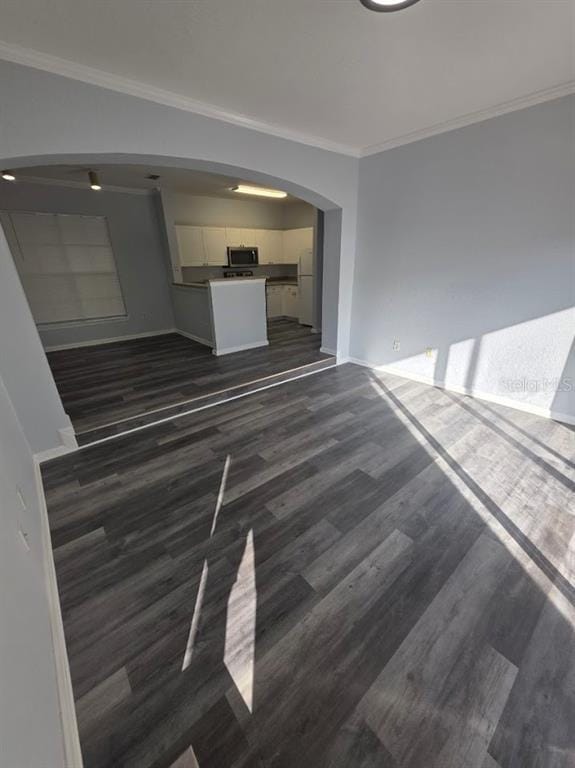 Foto del edificio - 9401 Crescent Loop Cir