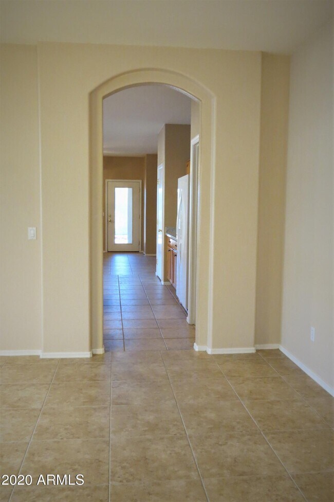 Building Photo - 3567 S Joshua Tree Ln