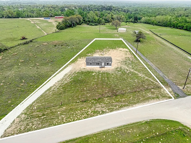 Building Photo - 873 Golden Acres St