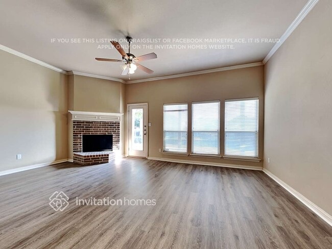 Building Photo - 1637 Salado Tr