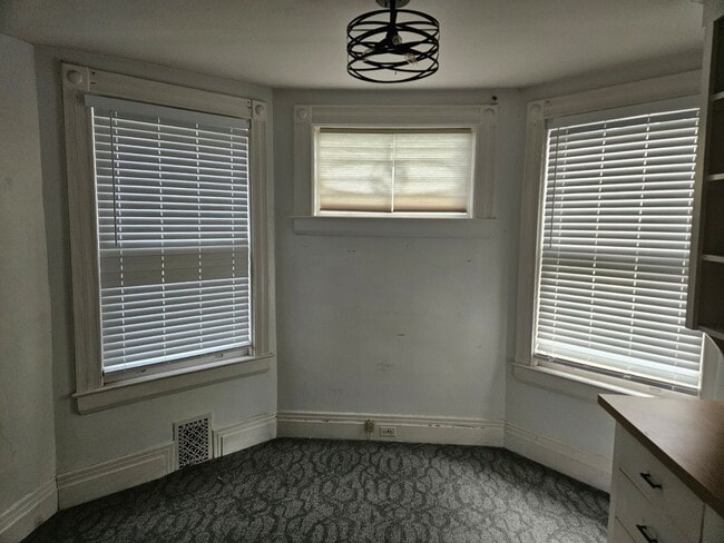 Bedroom 3 - 28 Portsmouth Ter
