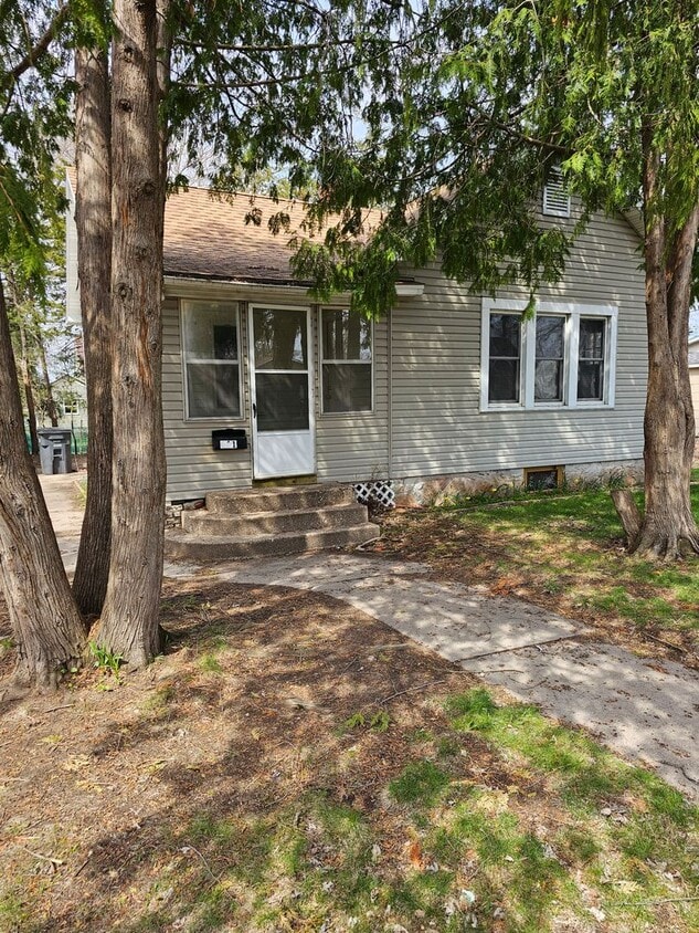 661 Lee St, Wisconsin Rapids, WI 54494 House Rental in Wisconsin