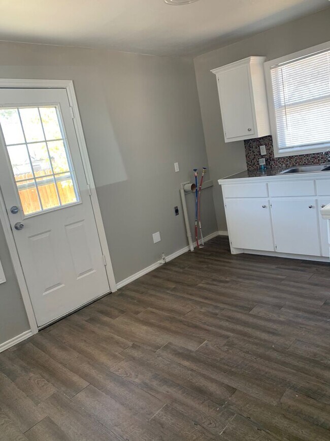 Foto del edificio - Super cute 2 bedroom in North Lubbock