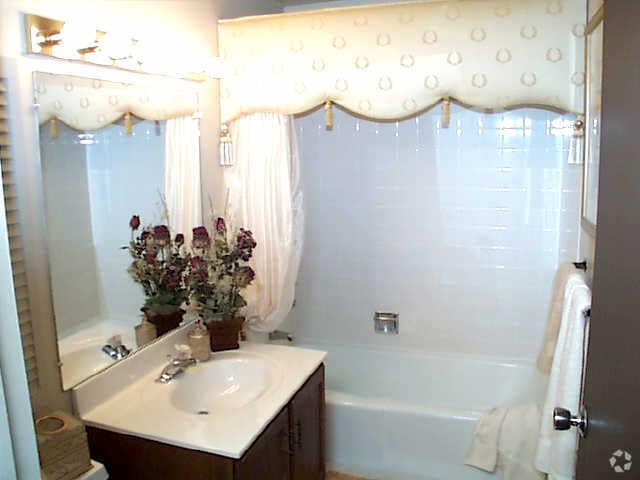 First Bathroom - Courts of the Falling Waters