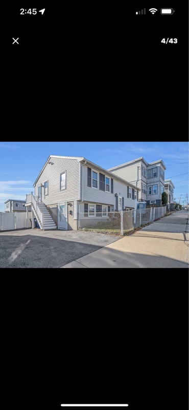 Building Photo - 133 Bellingham St