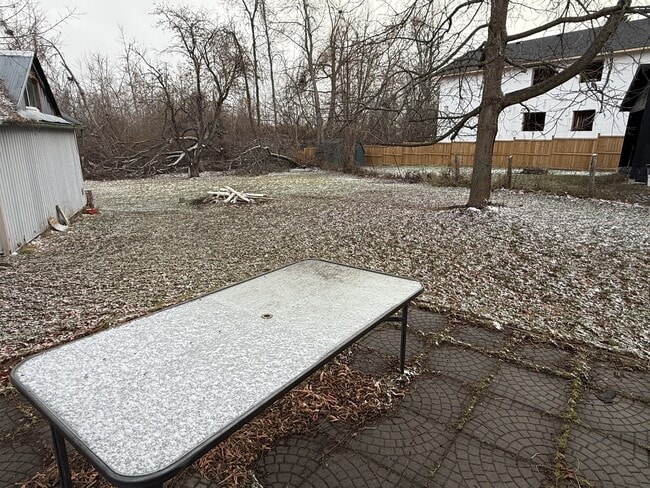 Building Photo - 159 Barrie Rd