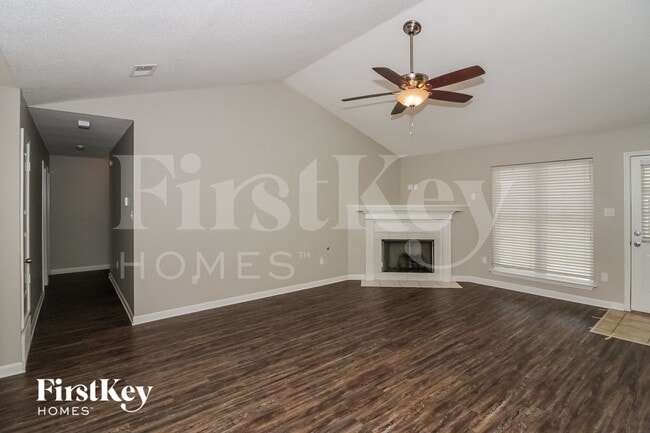 Building Photo - 1836 Roy Dr