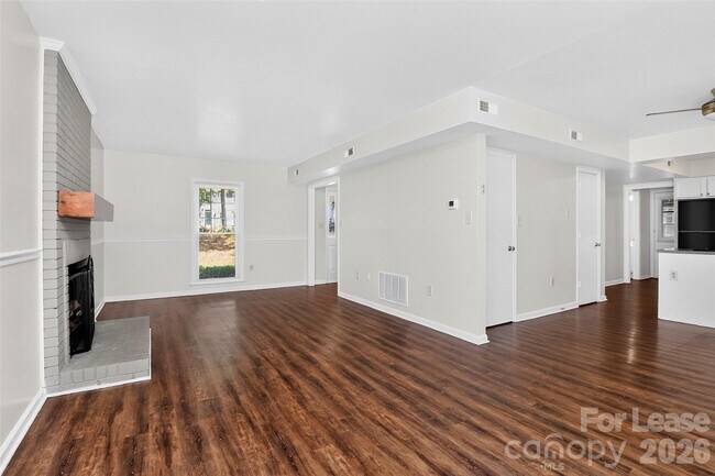 Foto del edificio - 4307 Saxonbury Way