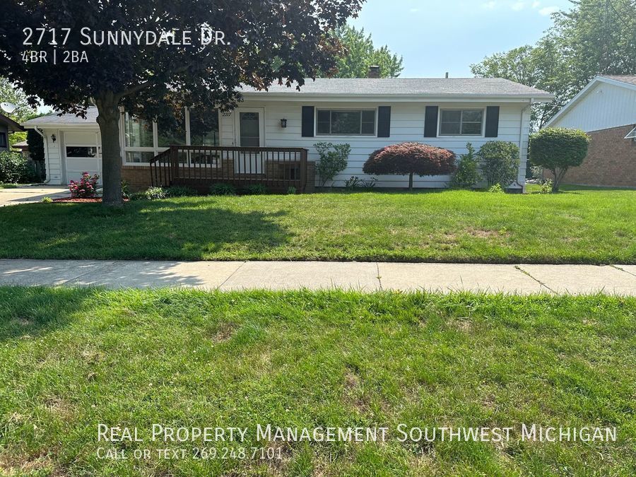 Primary Photo - 4 Bedroom St. Joseph Home