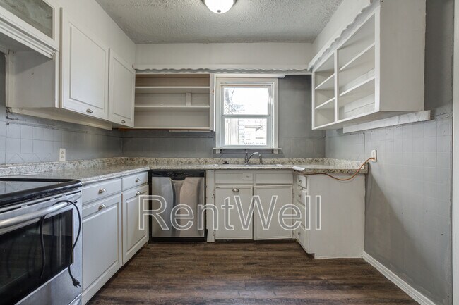 Building Photo - 2506 40th St