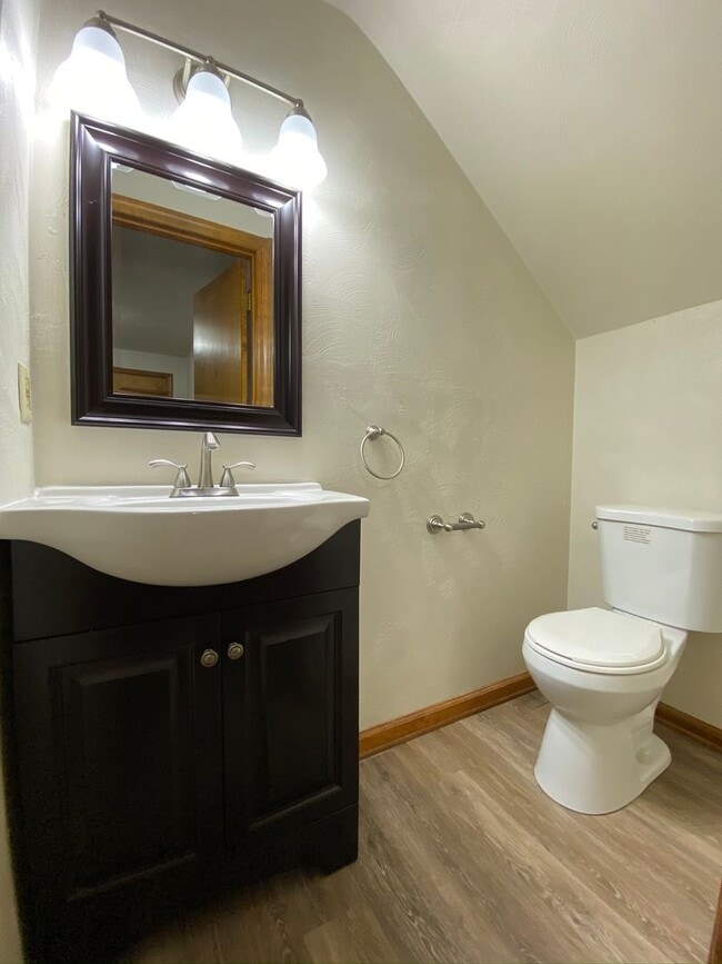 Foto del edificio - Lovely 2 Bedroom Townhouse with Private Pa...
