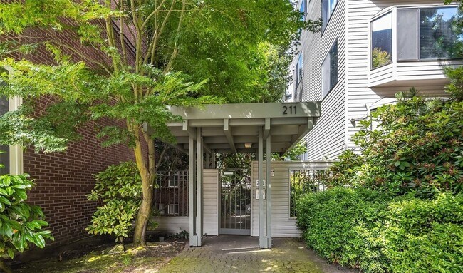 Foto del edificio - Experience Capitol Hill Living: Studio in ...