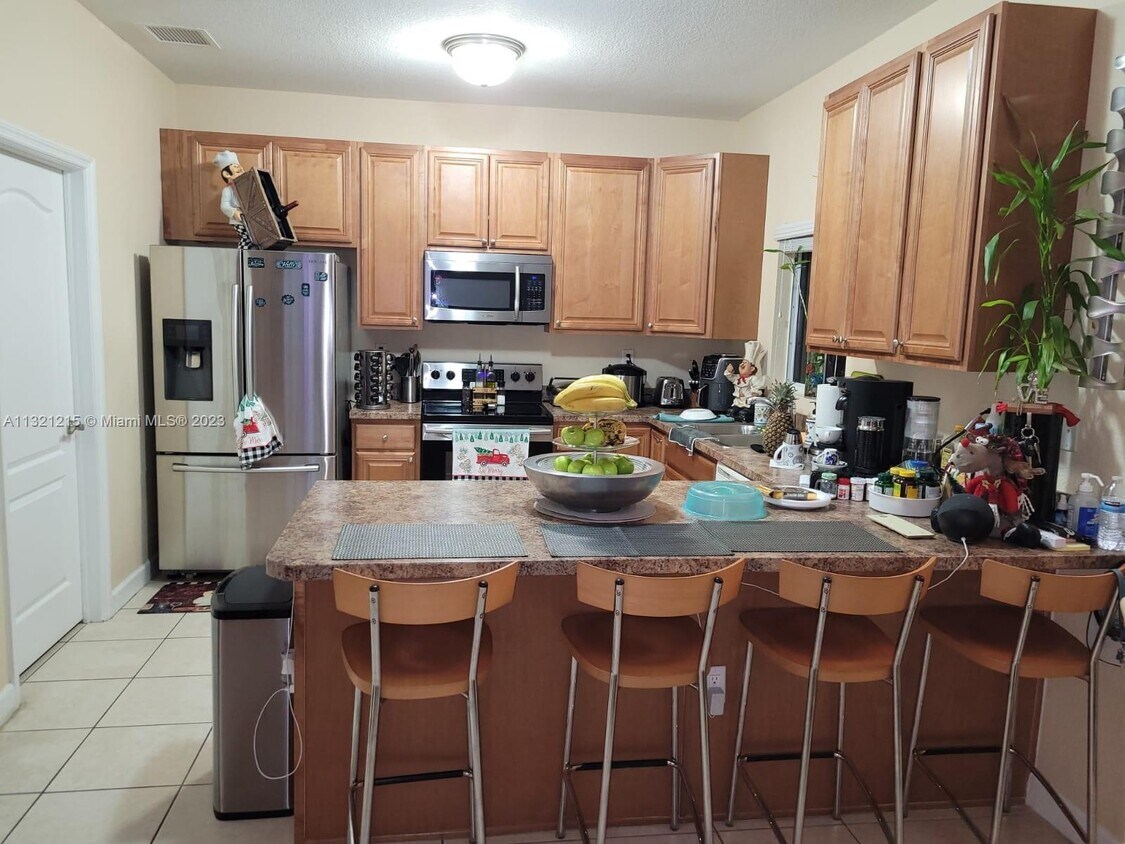Foto del edificio - 3531 SW 102nd Ave