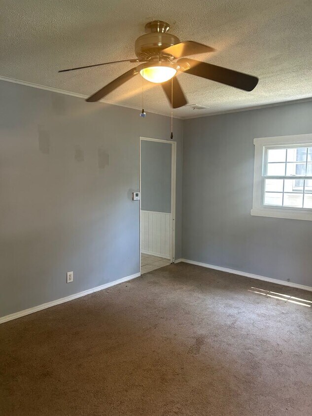 Foto principal - Charming 2-Bedroom Property in Prime Location