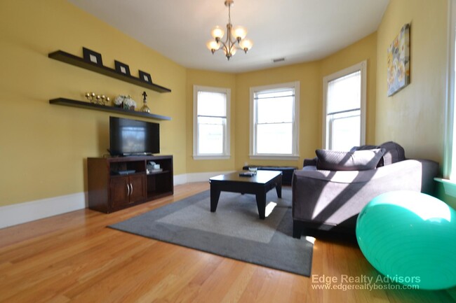 Foto del edificio - 37 Winship St