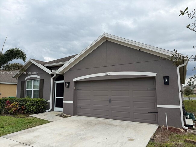 Building Photo - 8649 Cobblestone Dr